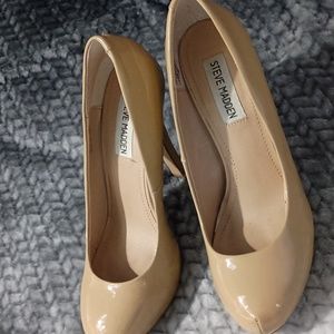 Steve Madden pumps